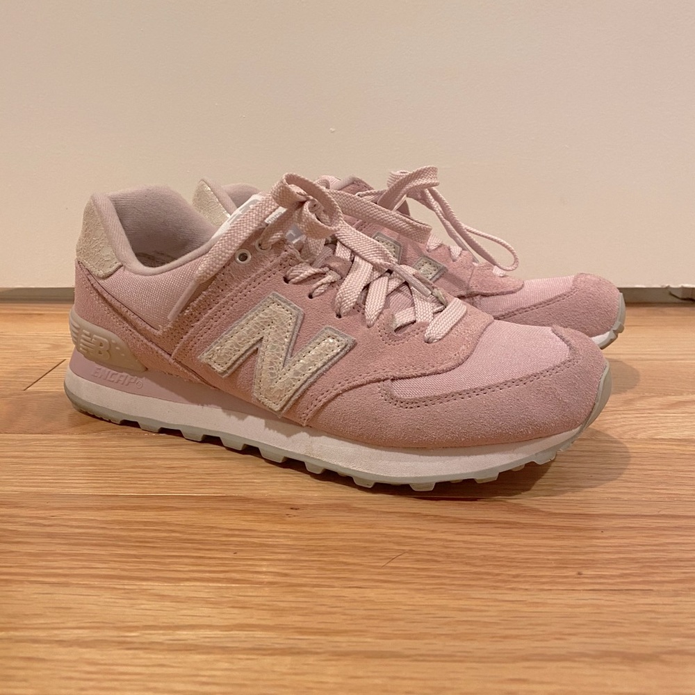 Women’s New Balance 574